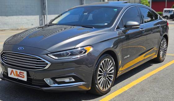 FORD FUSION 2.0 TITANIUM 16V HÍBRIDO 4P AUTOMÁTICO FORD FUSION 2.0 TITANIUM 16V HÍBRIDO 4P AUTOMÁTICO